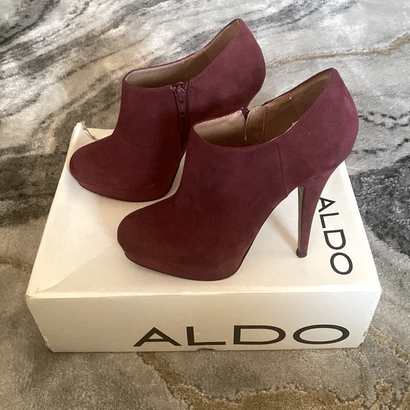 Aldo High Heeled Platform Booties - Picture 3 of 9